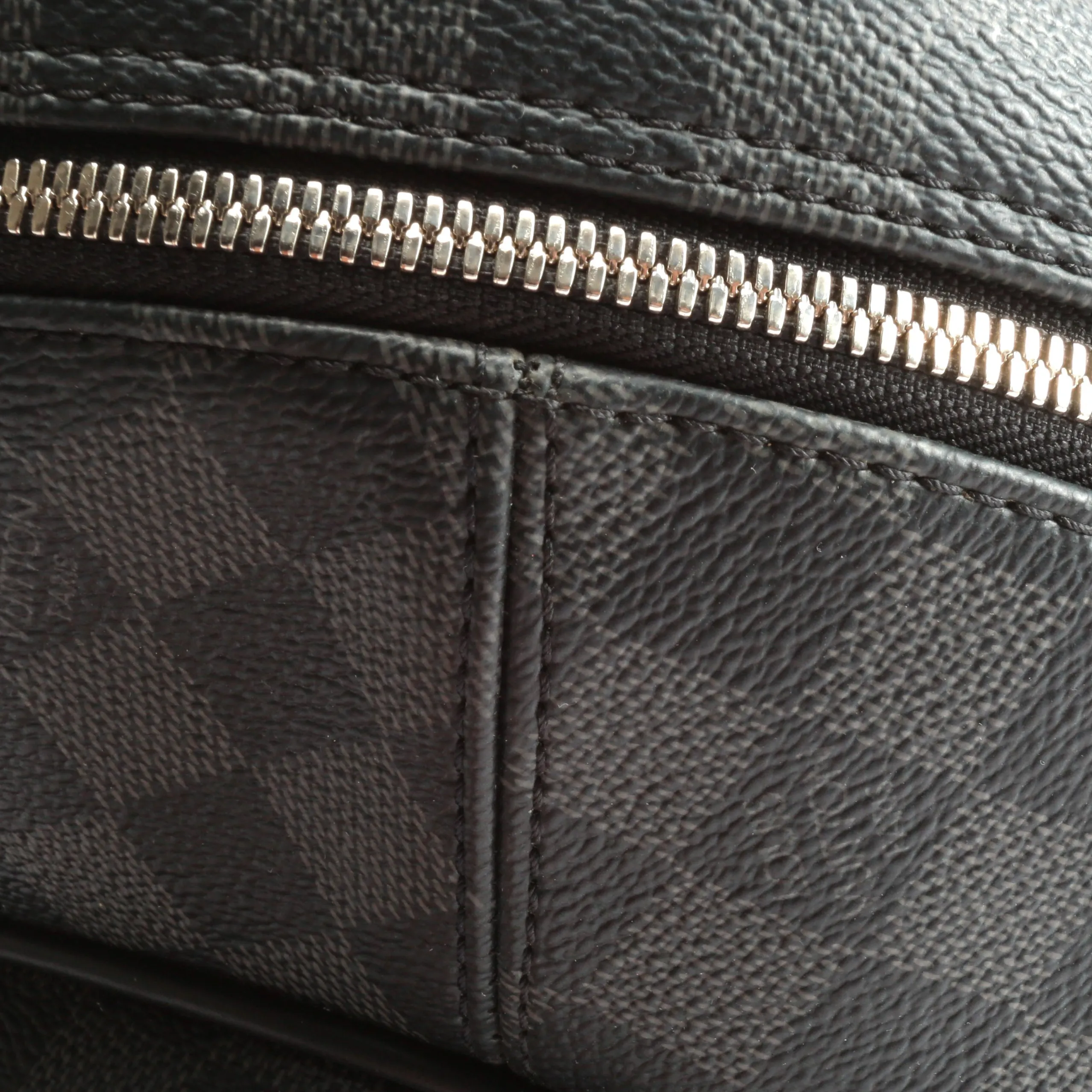 LOUIS VUITTON Michael Nv2 Backpack Damier Graphite