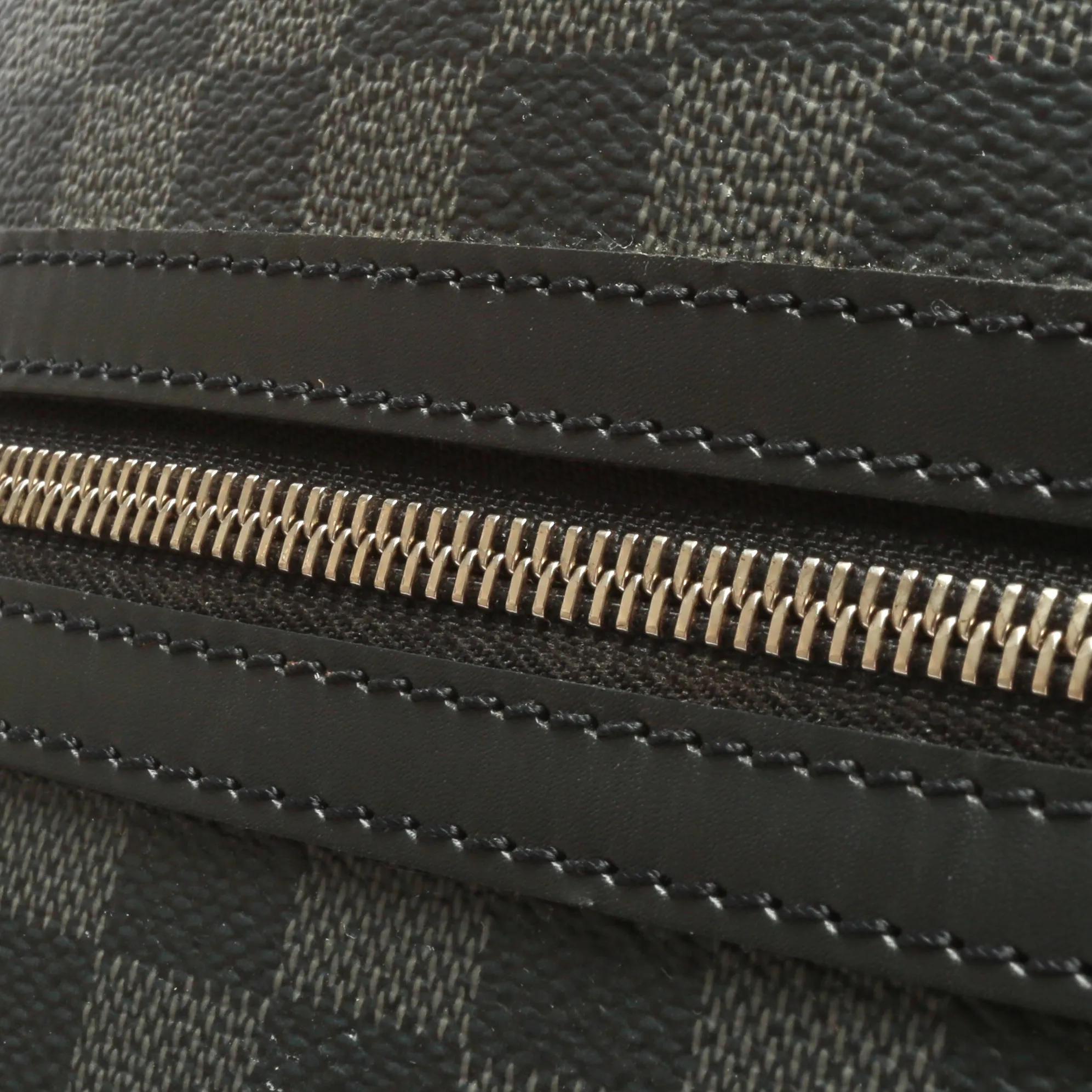 LOUIS VUITTON Michael Nv2 Backpack Damier Graphite
