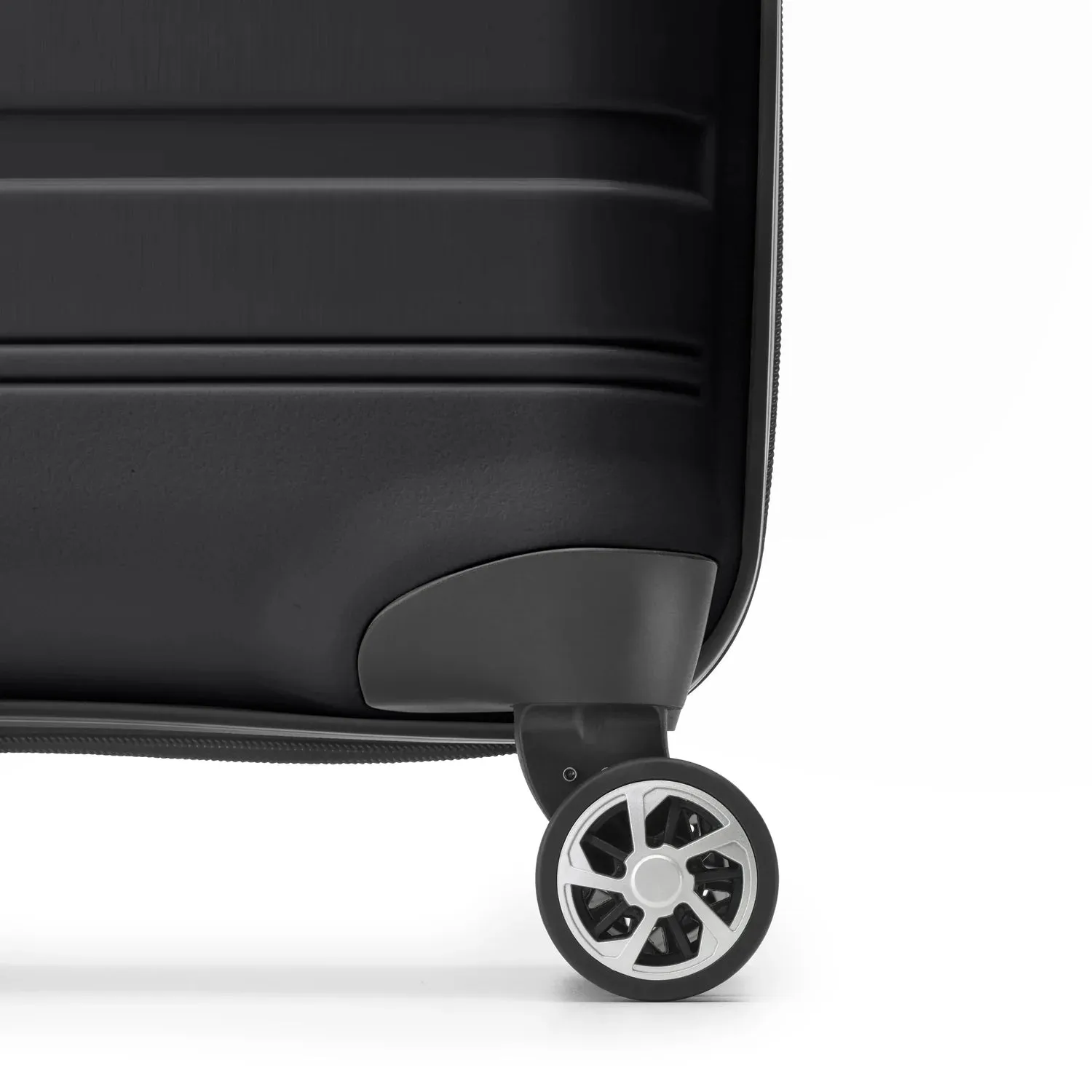 Samsonite Sirocco Spinner Medium Expandable Luggage